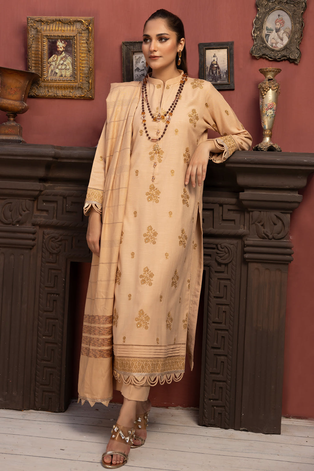 Diyar-E-Dil DL-21 : Embroidered Dhanak 3PC - Kleren- Colors of Life